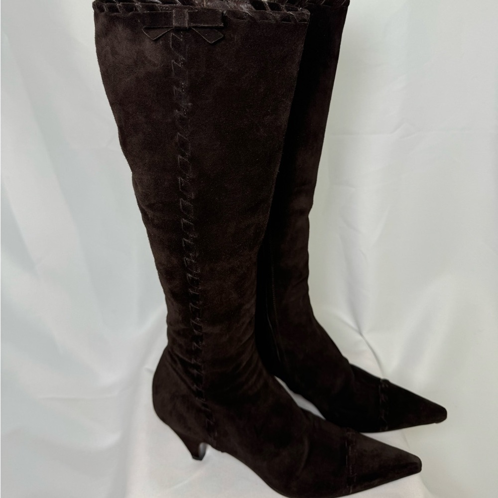 Elegant brown Suede Knee-High Boots